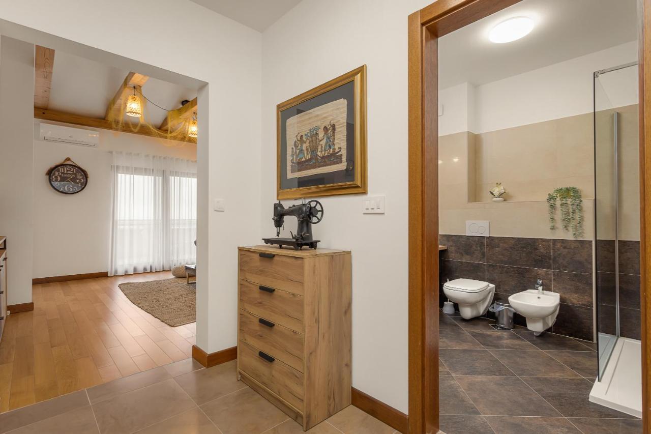 Apartments Cesare With Shared Pool Ližnjan المظهر الخارجي الصورة