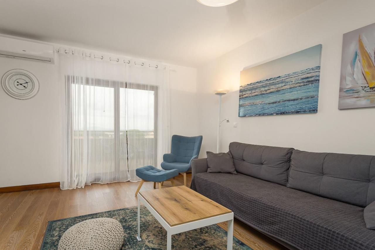 Apartments Cesare With Shared Pool Ližnjan المظهر الخارجي الصورة