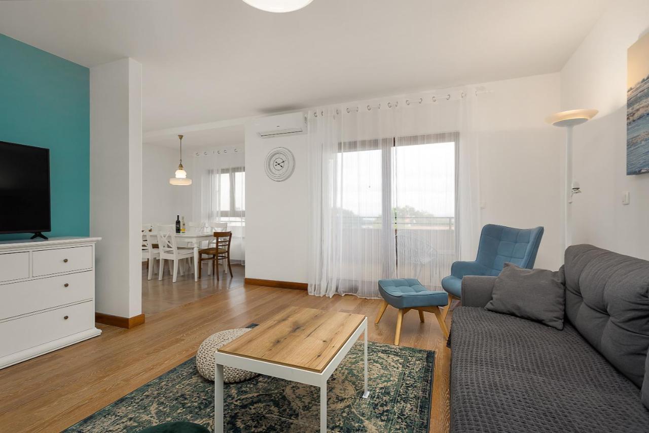 Apartments Cesare With Shared Pool Ližnjan المظهر الخارجي الصورة