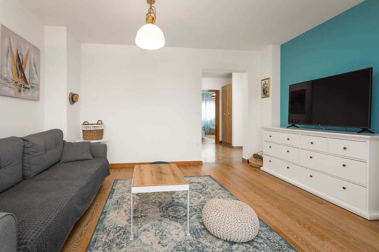 Apartments Cesare With Shared Pool Ližnjan المظهر الخارجي الصورة